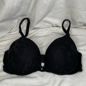 Victoria's Secret Body By Victoria Black Lace Push-Up Bra